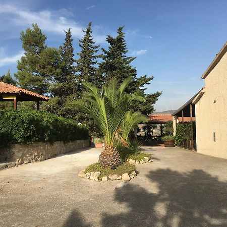 Agriturismo Bellajo - Ville Rustiche Con Piscina Agrigent Exterior foto